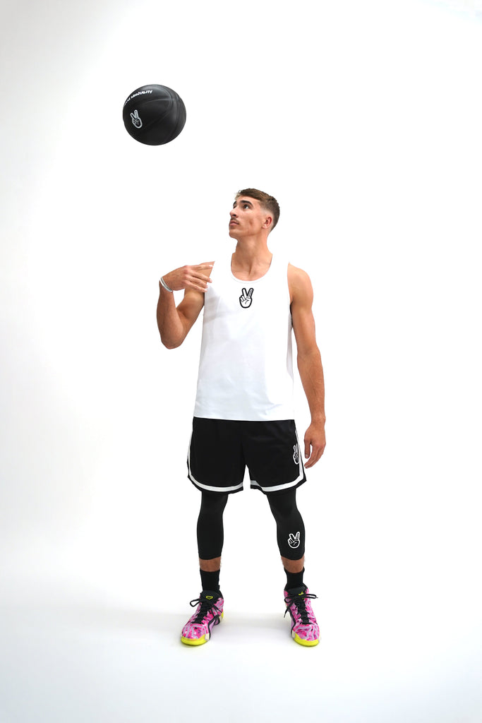 Kohl Rosario signs with Deuce Brand