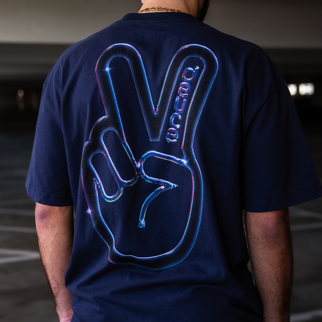 Deuce peace logo chrome lifestyle tee