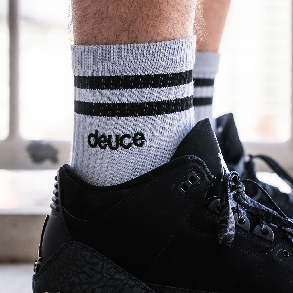 Deuce Brand Mid basketball stripe socks