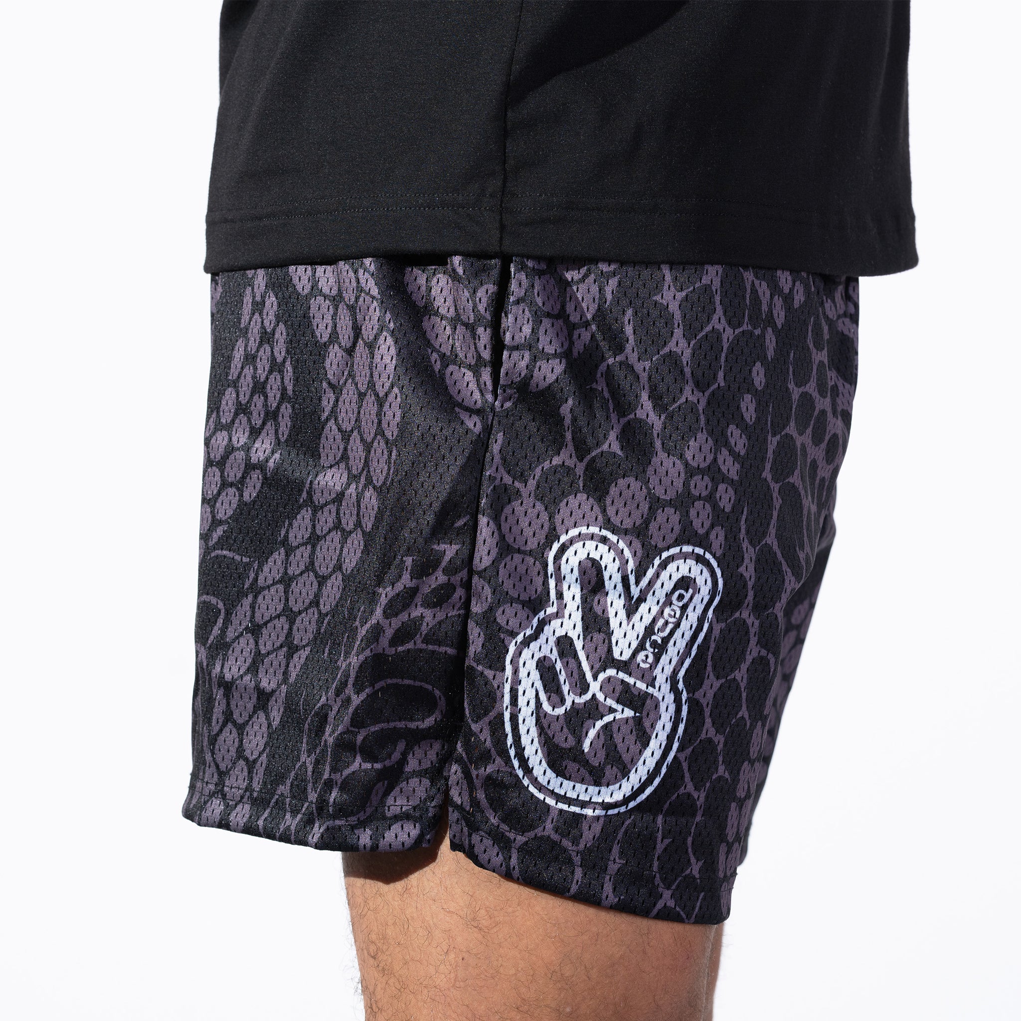 Deuce Mesh Shorts | Greyscale Mamba – Deuce Brand